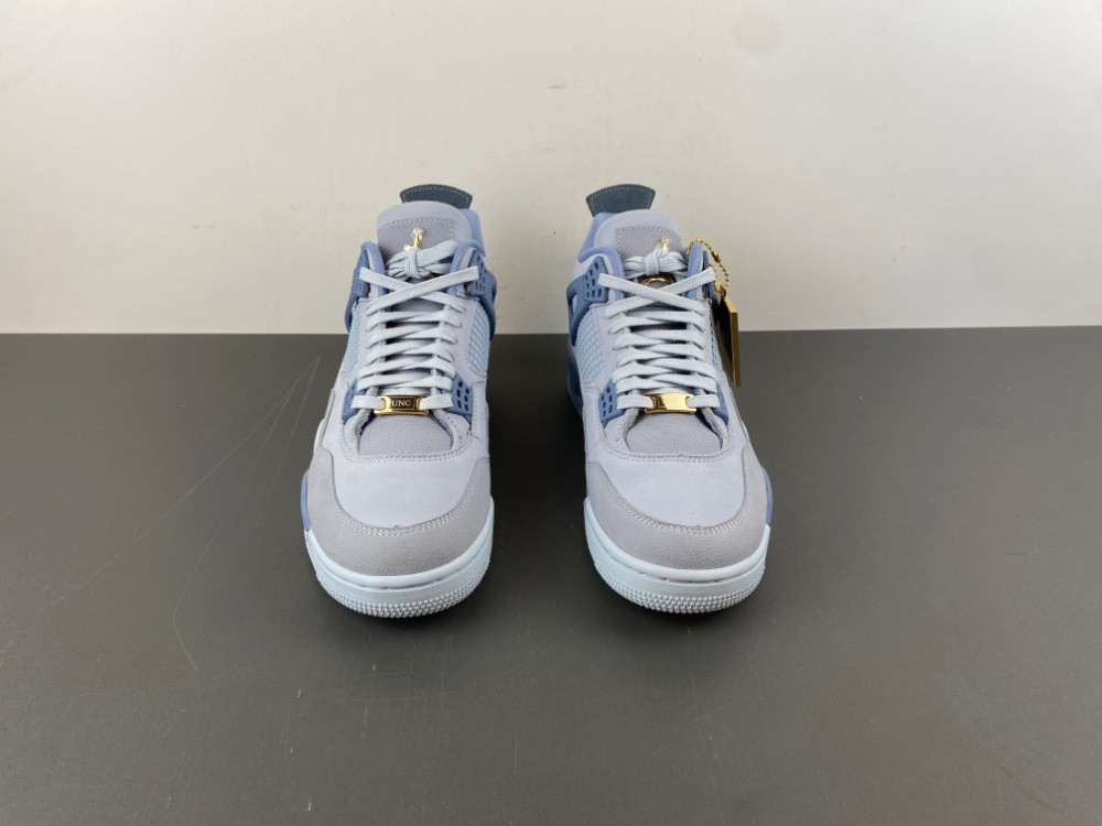 2025 Air Jordan 4 Retro UNC Tar Heels Player Exclusive - PE Promo Sample