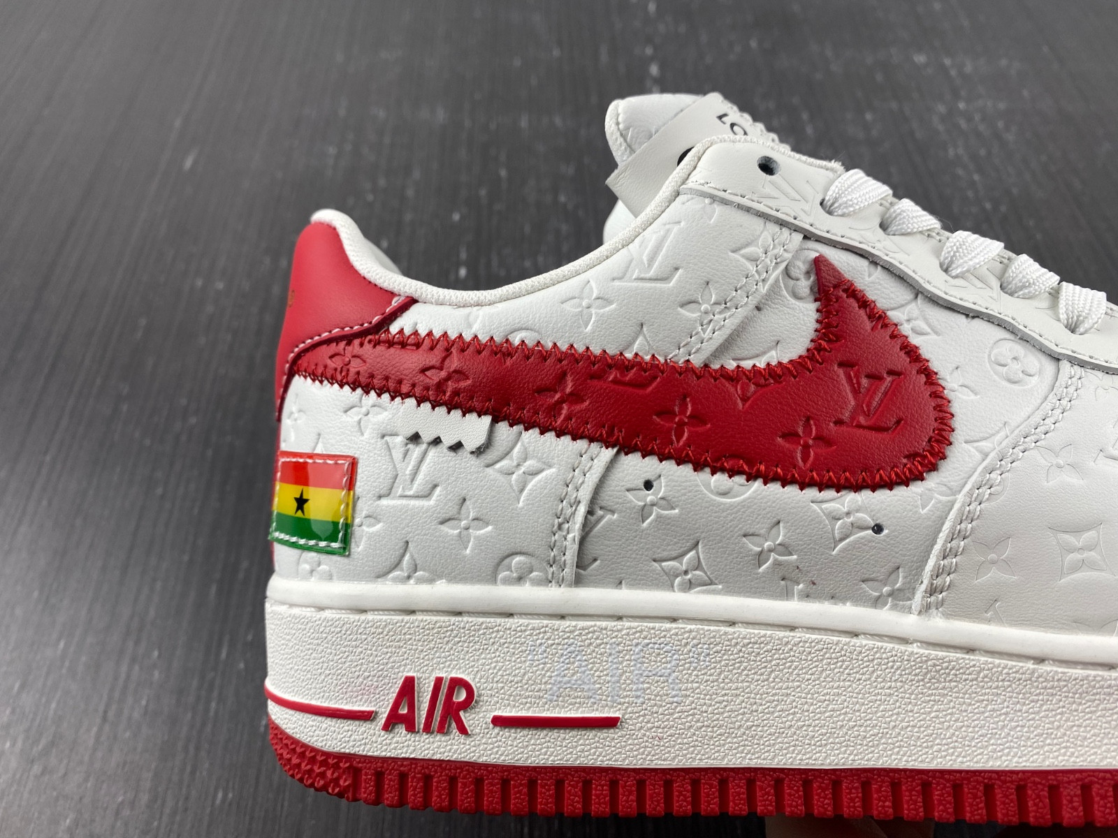 lvt x nike air force1