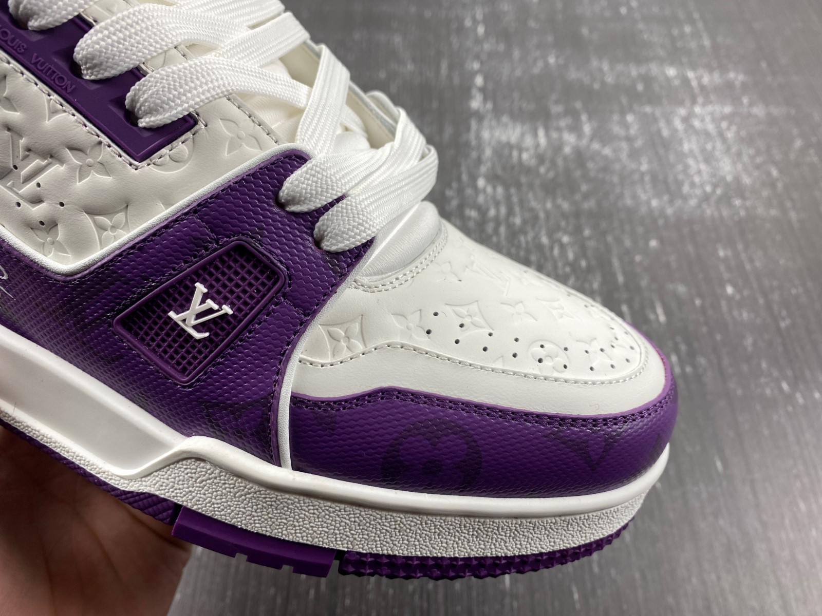 lvt sneakers