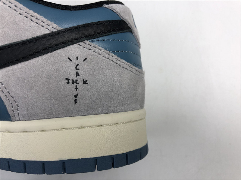 nike dunk low travis scott x playstation