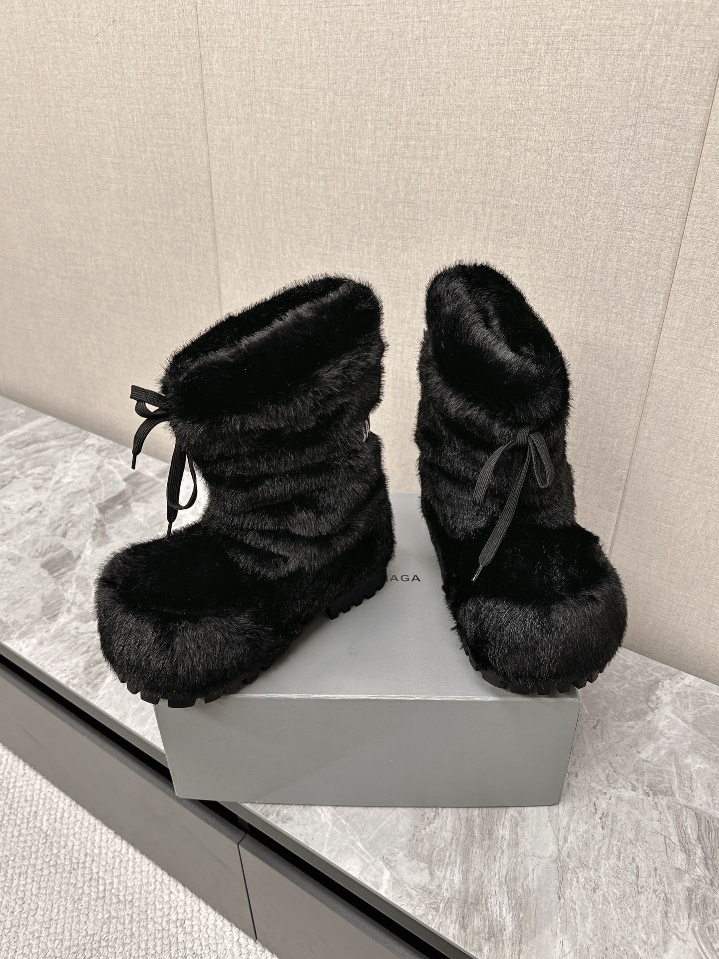BC BOOTS