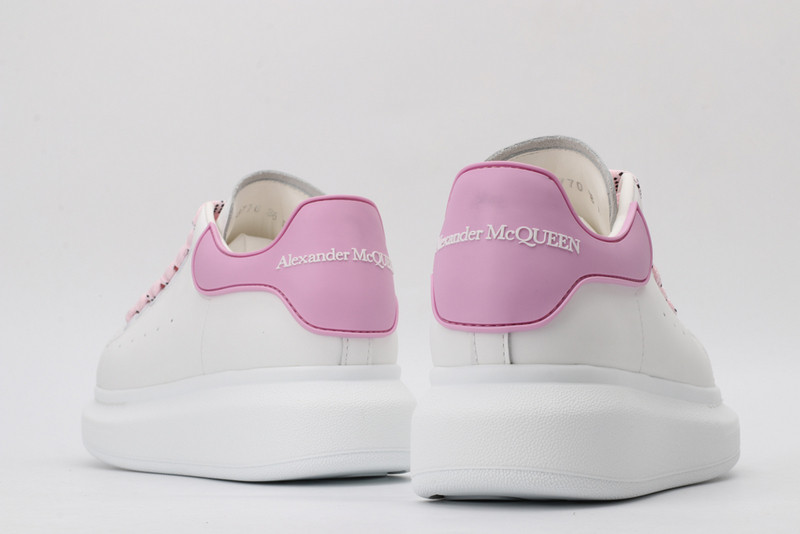 alexer mceen sneakers