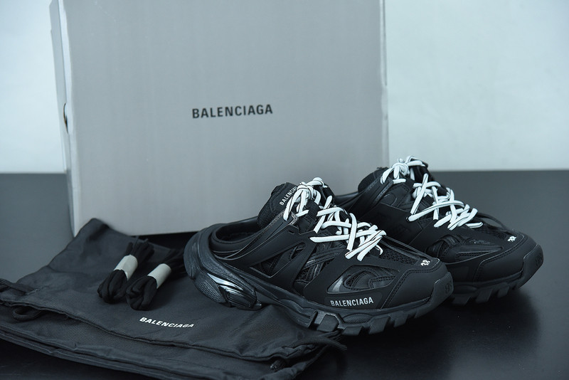 bc track sneaker