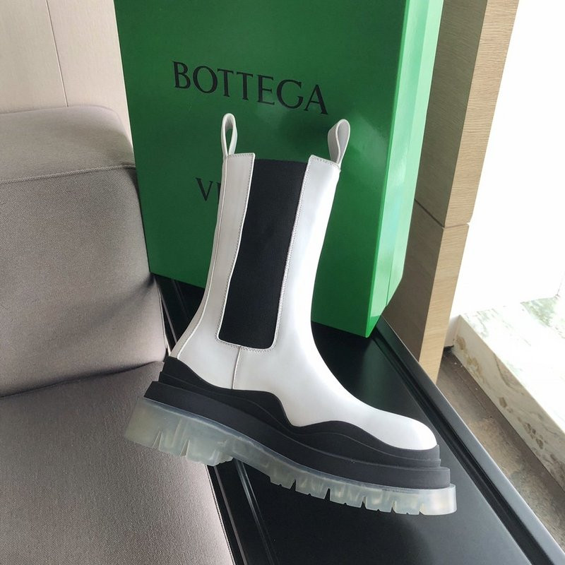 Bo*te*ga ve*ne*ta sneaker