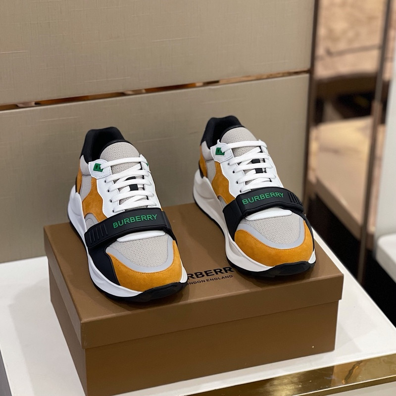 B**rry sneaker