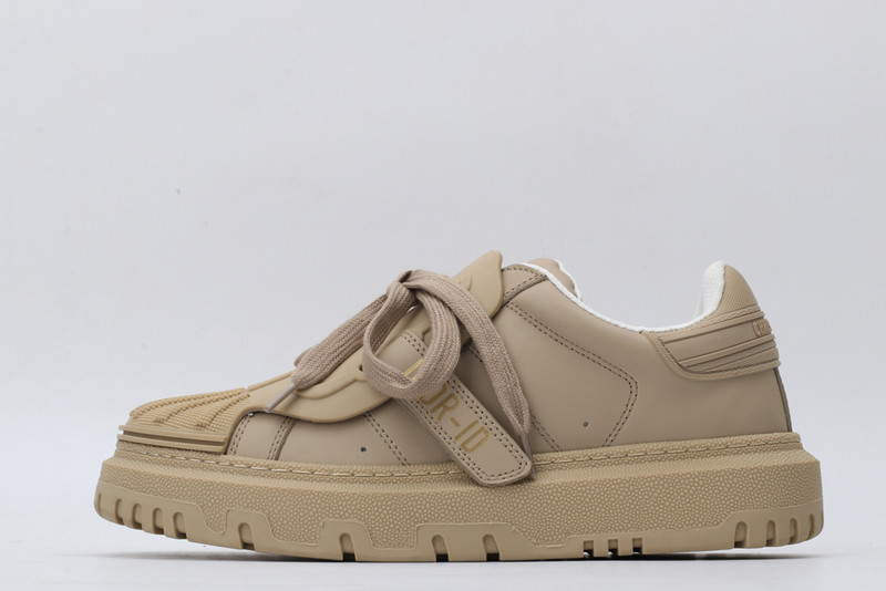 dio* sneaker