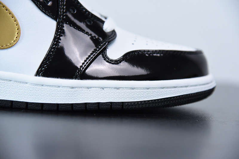 air jordan 1 mid patent 