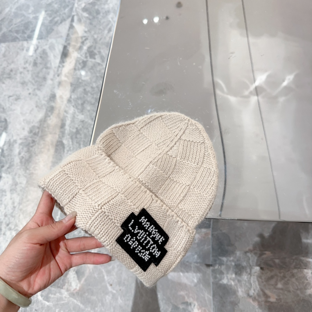 lvt Hat