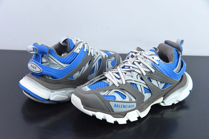 bc track sneaker