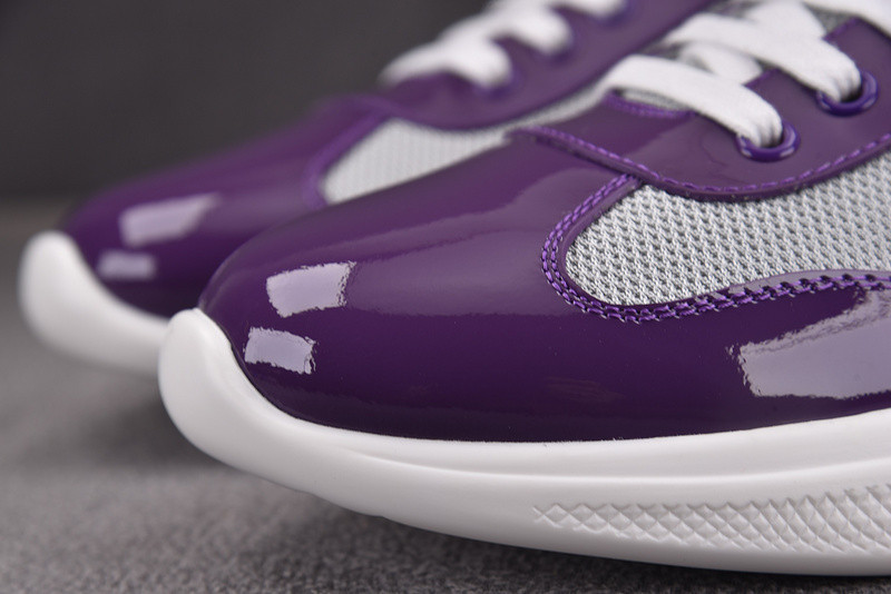 pr sneaker