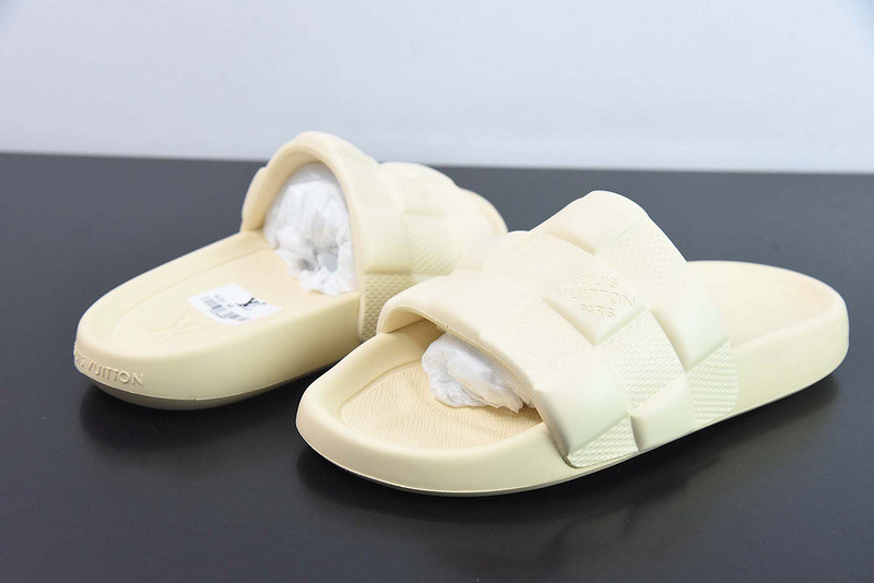 lvt sandals