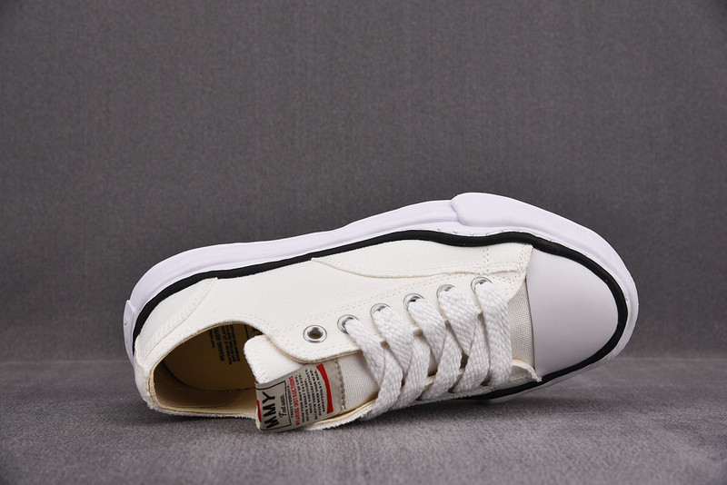 Ma*s*n mihara yasuhiro sneaker