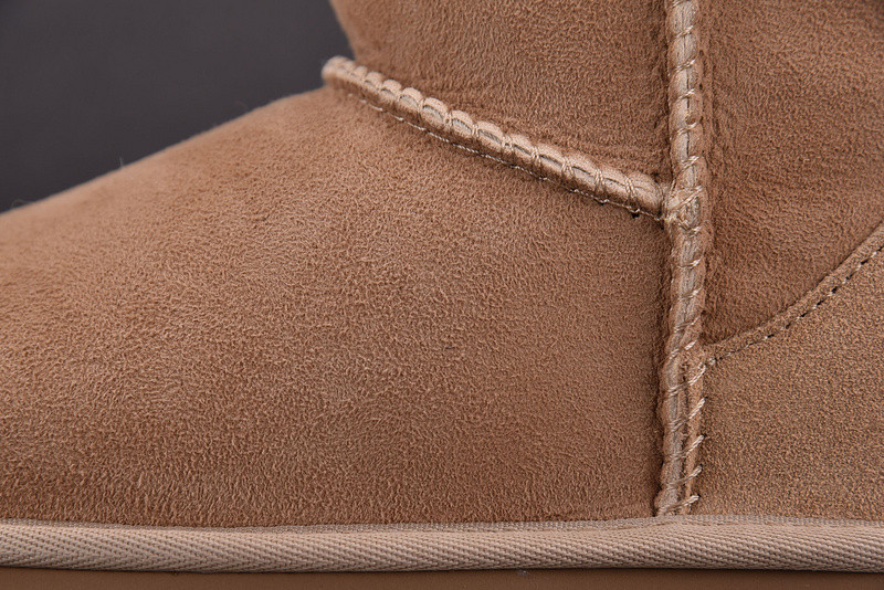 UGG