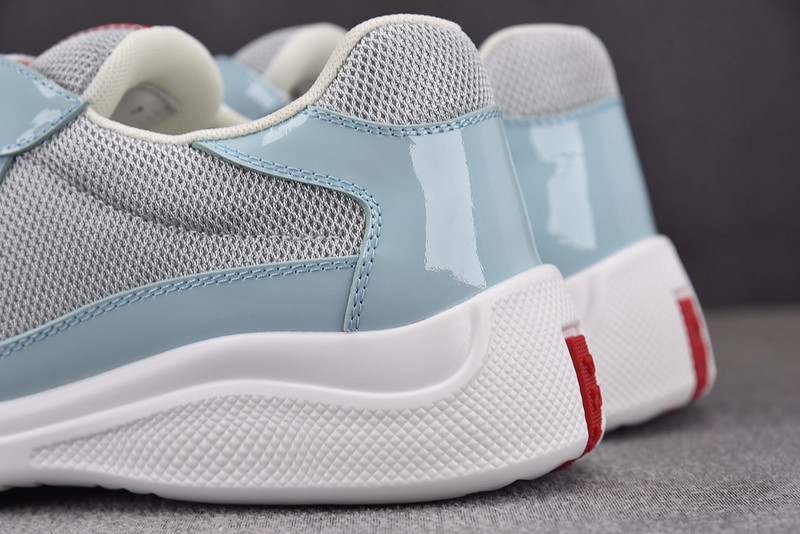 pr sneaker