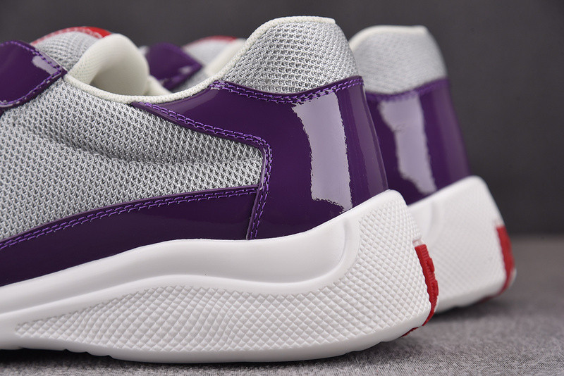 pr sneaker
