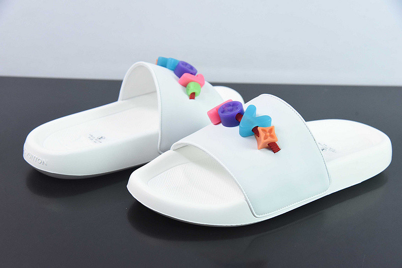 lvt sandals