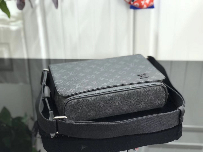 LVT PURSE