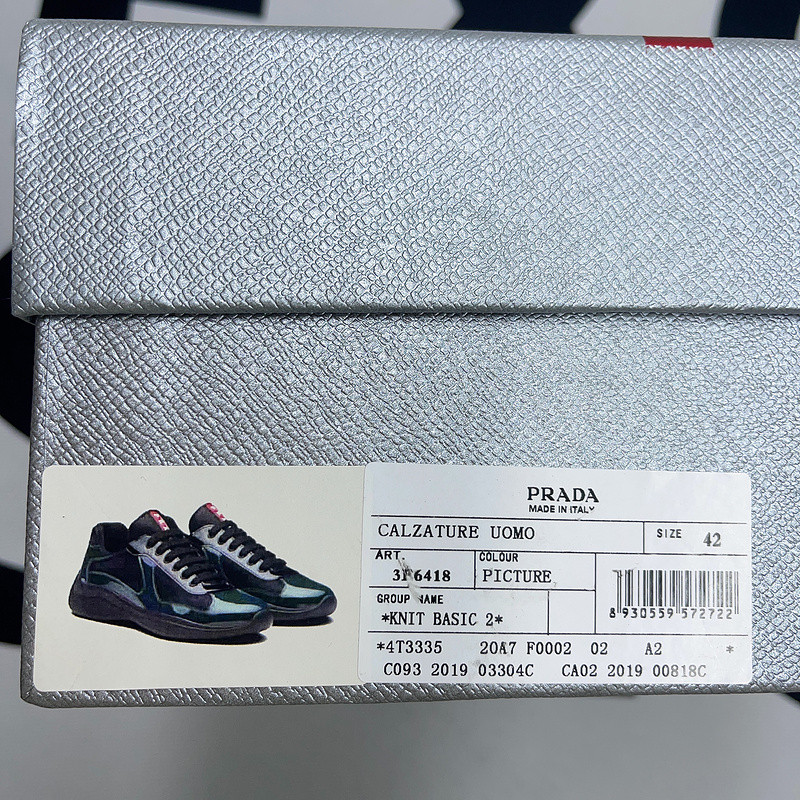 pr sneaker