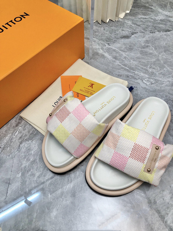lvt sandals
