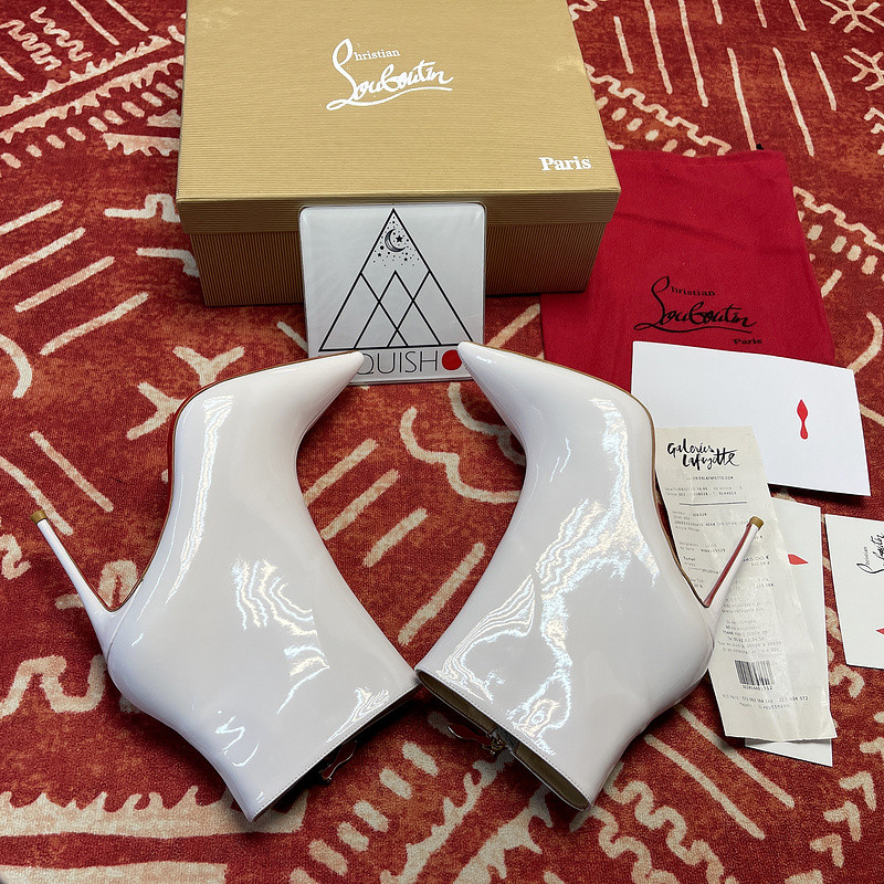 chian louin heel