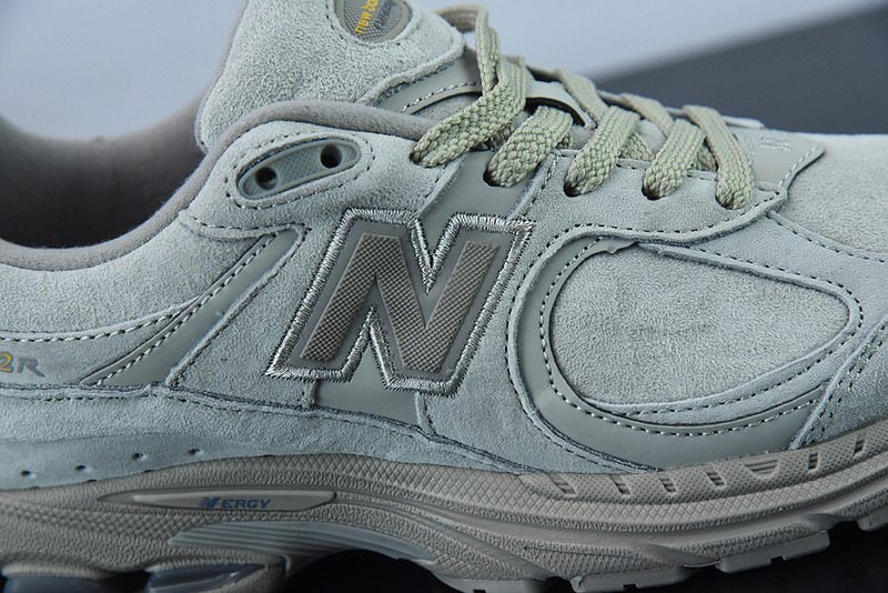 new balance sneaker