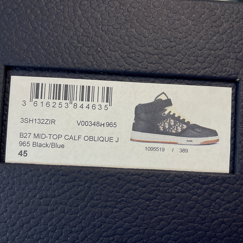 dio* sneaker