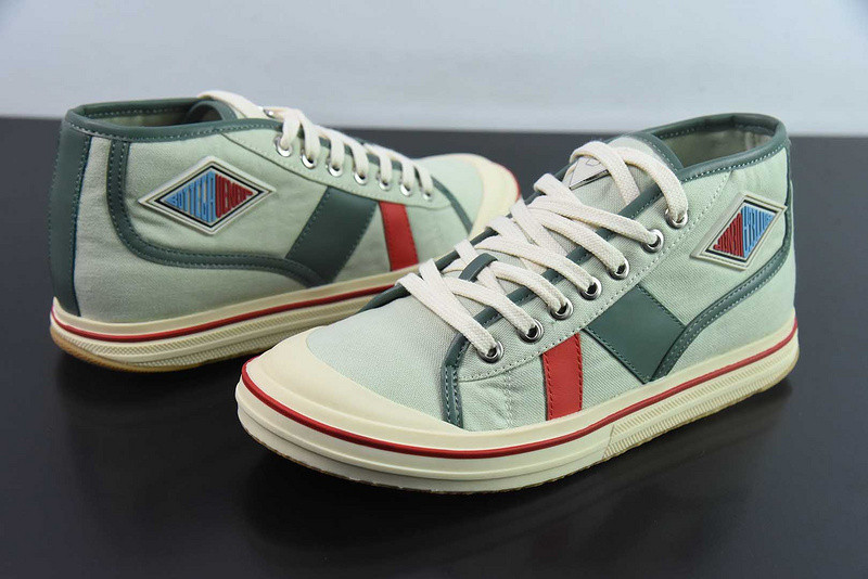 b0tte*a Ven*ta sneaker