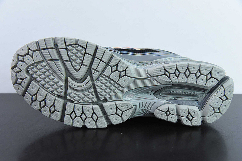 new balance sneaker