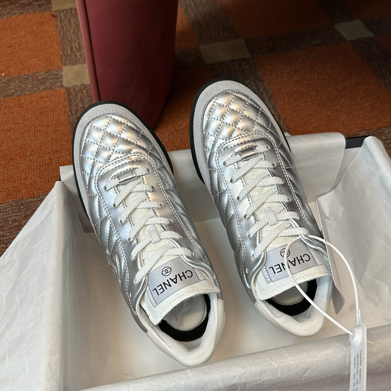 Ch*el sneaker