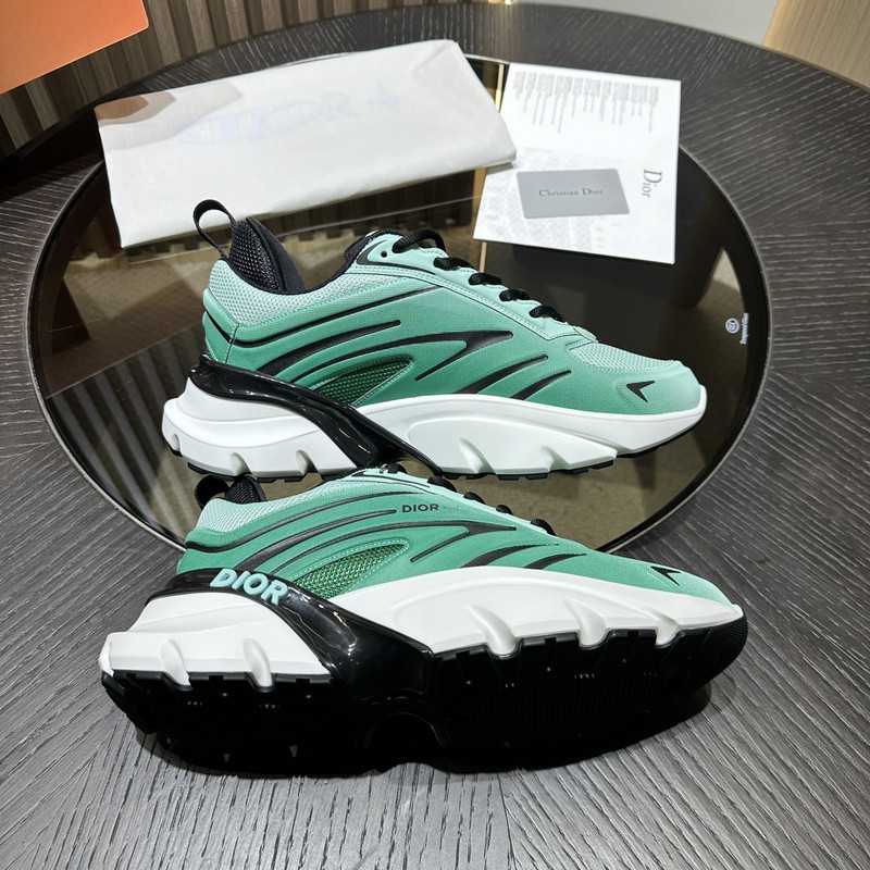 DIO* SNEAKER