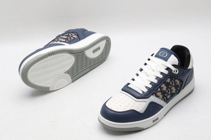 dio* sneaker