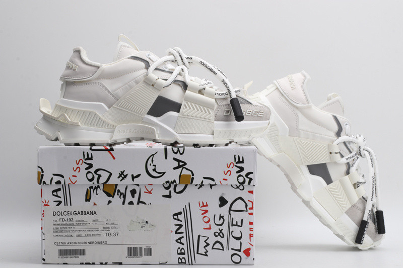 dg sneaker