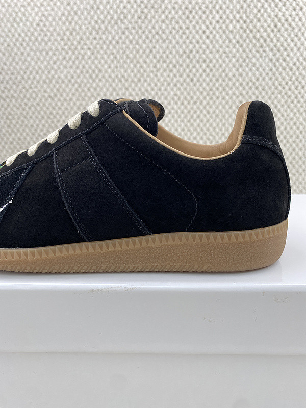 ma*s*n Ma*i*la sneaker