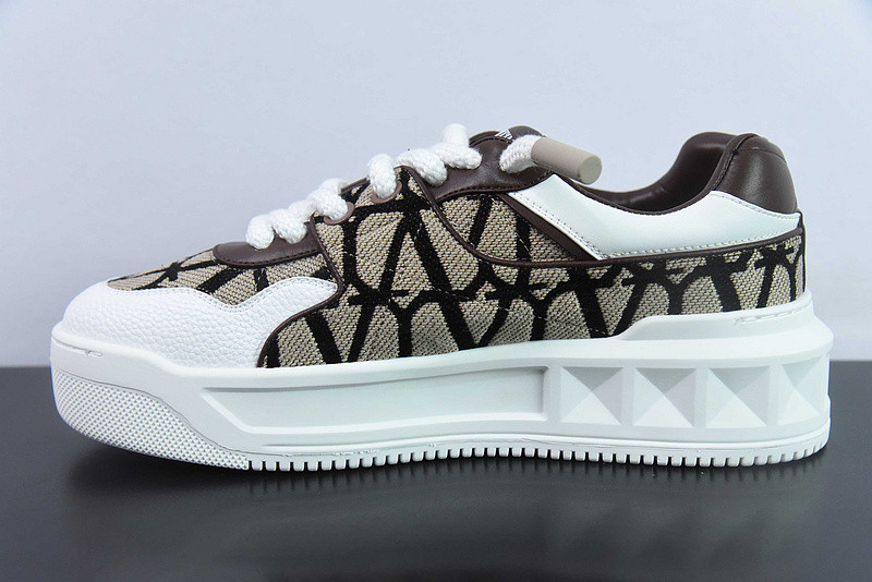 valentino sneaker