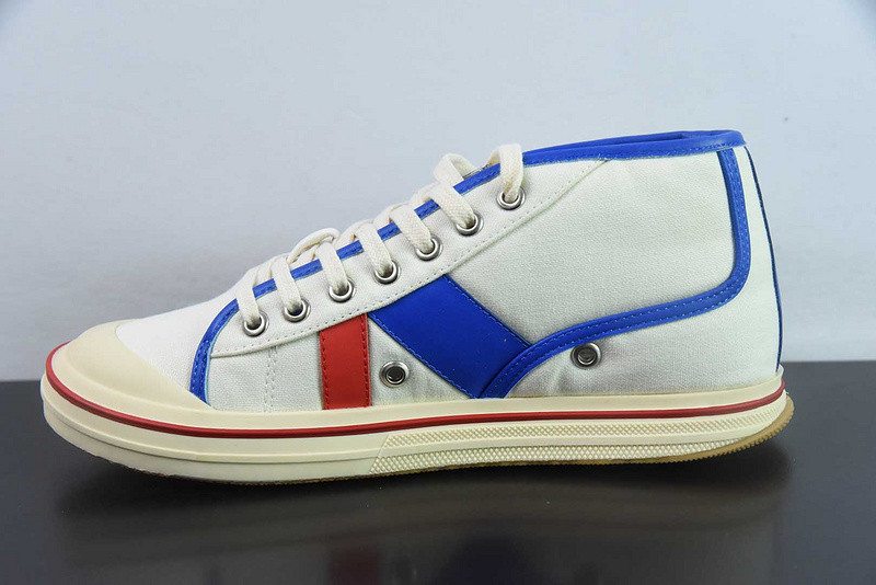 b0tte*a Ven*ta sneaker