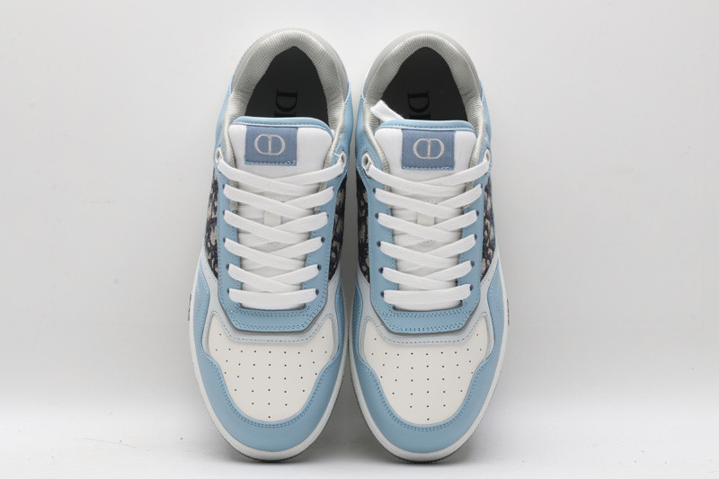 dio* sneaker