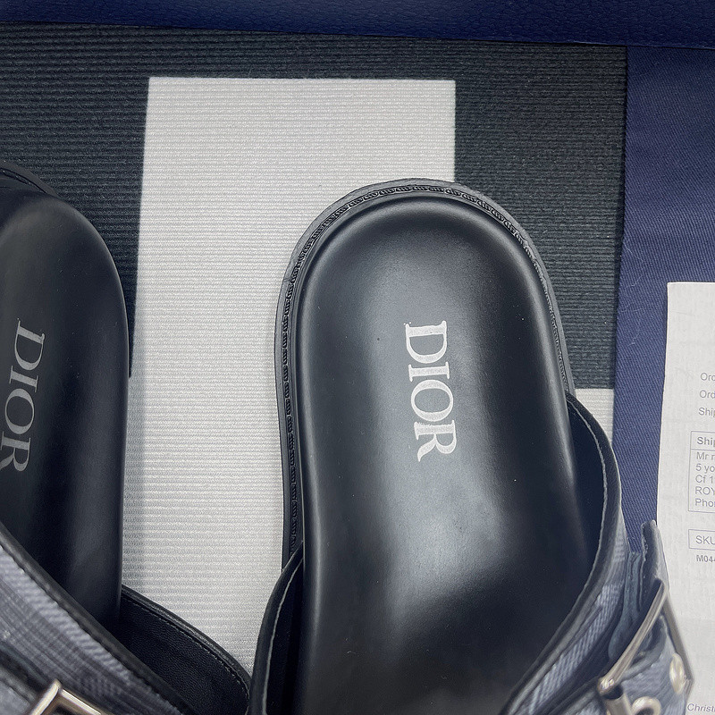 dio* slide