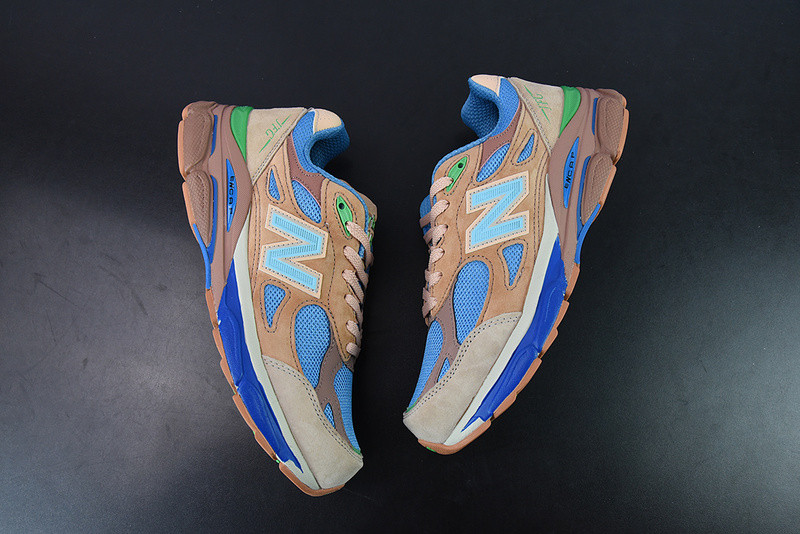 new balance sneaker
