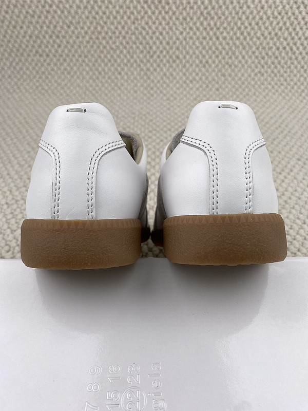 ma*s*n Ma*i*la sneaker
