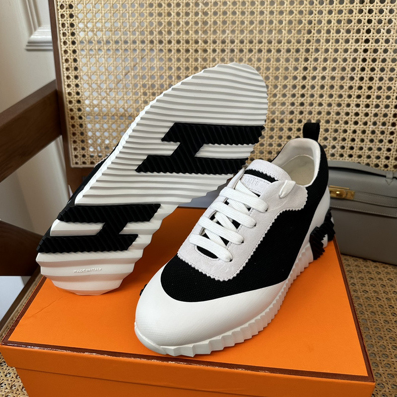 H**mes sneaker