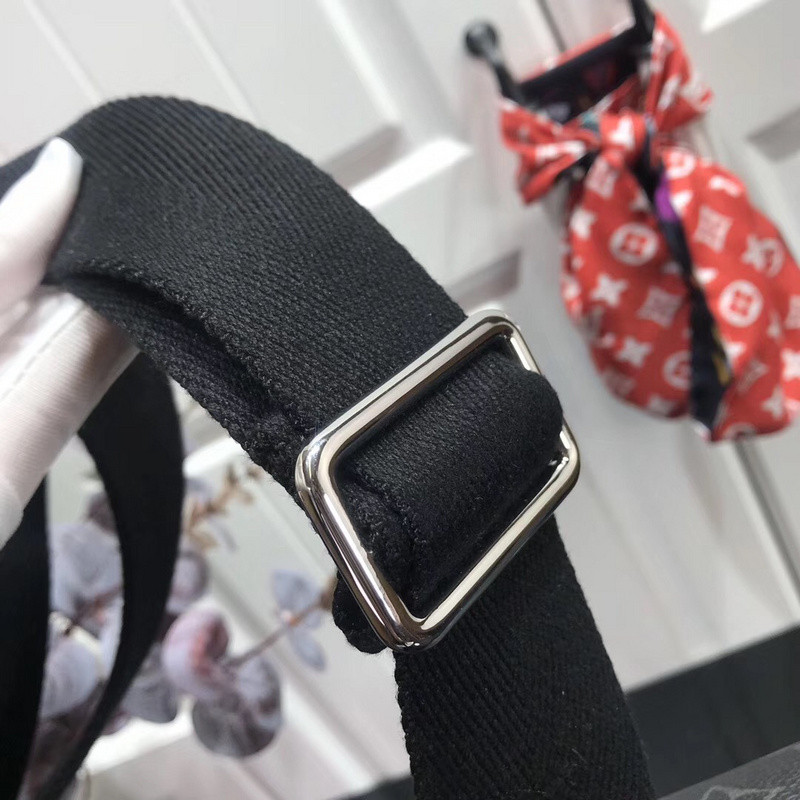 LVT PURSE
