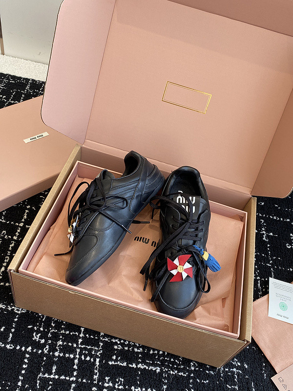 MIUMIU SNEAKER