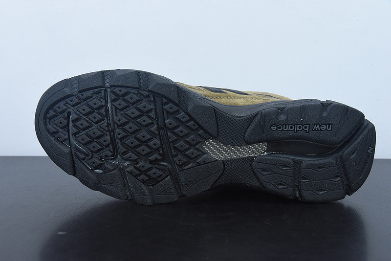 new balance sneaker