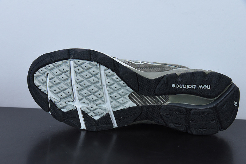 new balance sneaker
