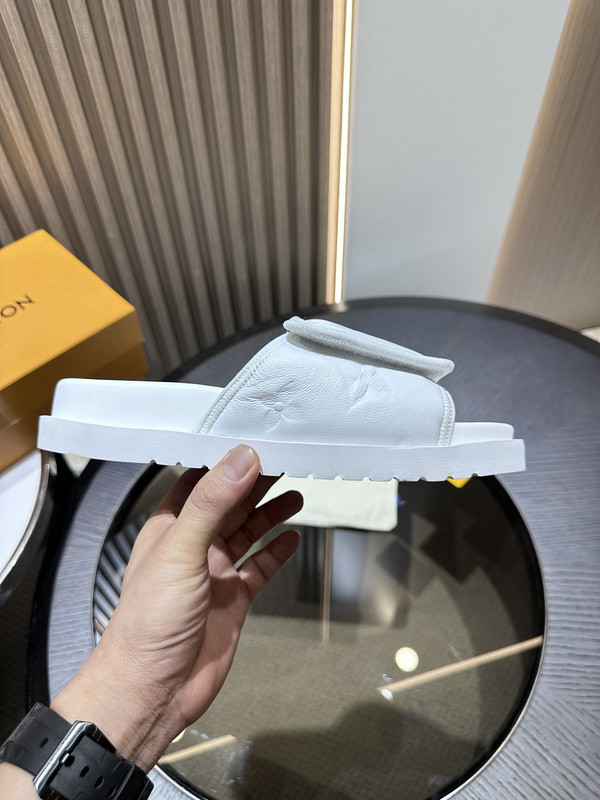 lvt sandals