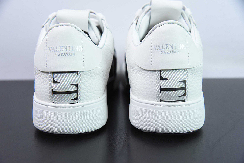 valentino sneaker