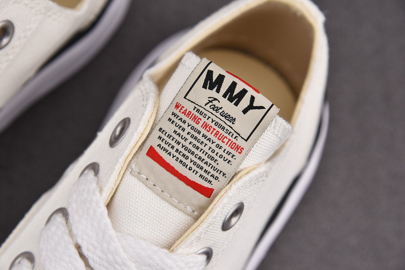Ma*s*n mihara yasuhiro sneaker