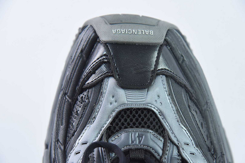 BC XL SNEAKERS