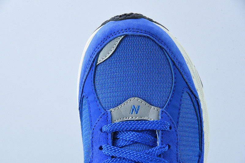 new balance sneaker