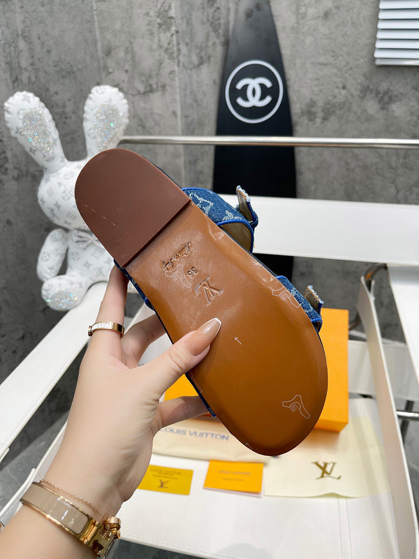 lvt sandals